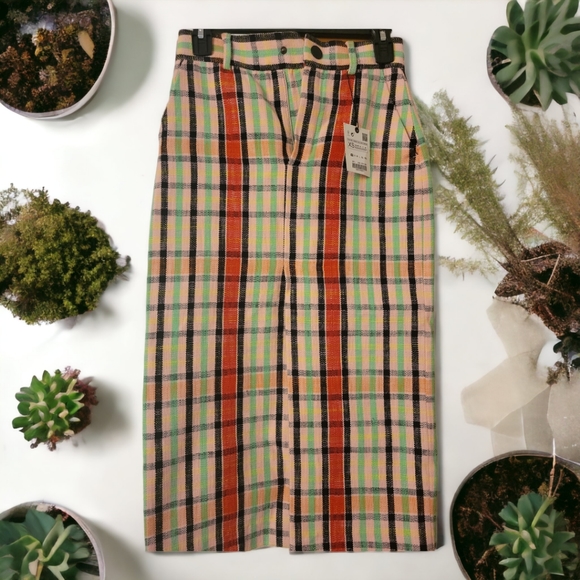 Skirt - Picture 1 of 3